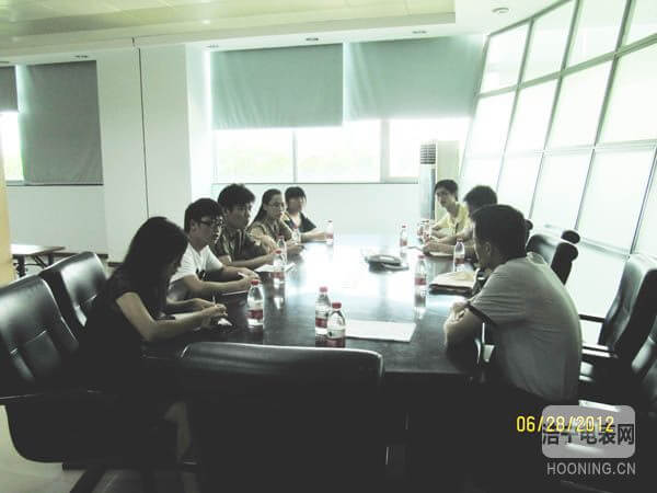 繼承優(yōu)良革命傳統(tǒng)，給建黨華誕獻禮